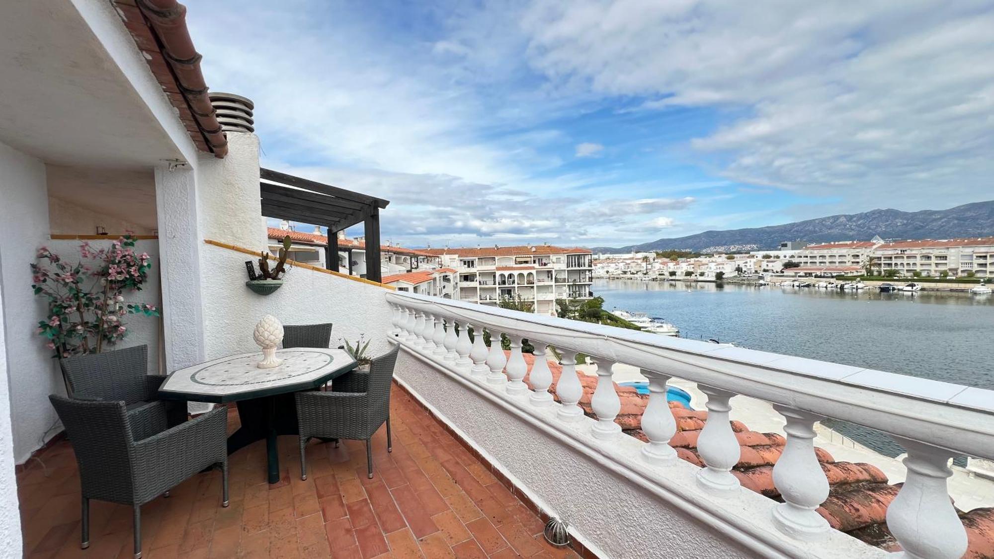 Apartamento Gran Lago Con Vistas Al Canal Empuriabrava Exterior photo