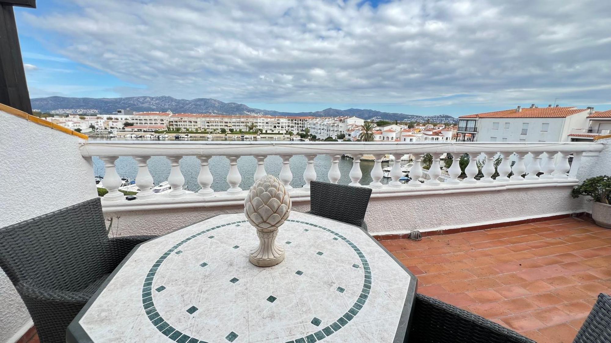 Apartamento Gran Lago Con Vistas Al Canal Empuriabrava Exterior photo