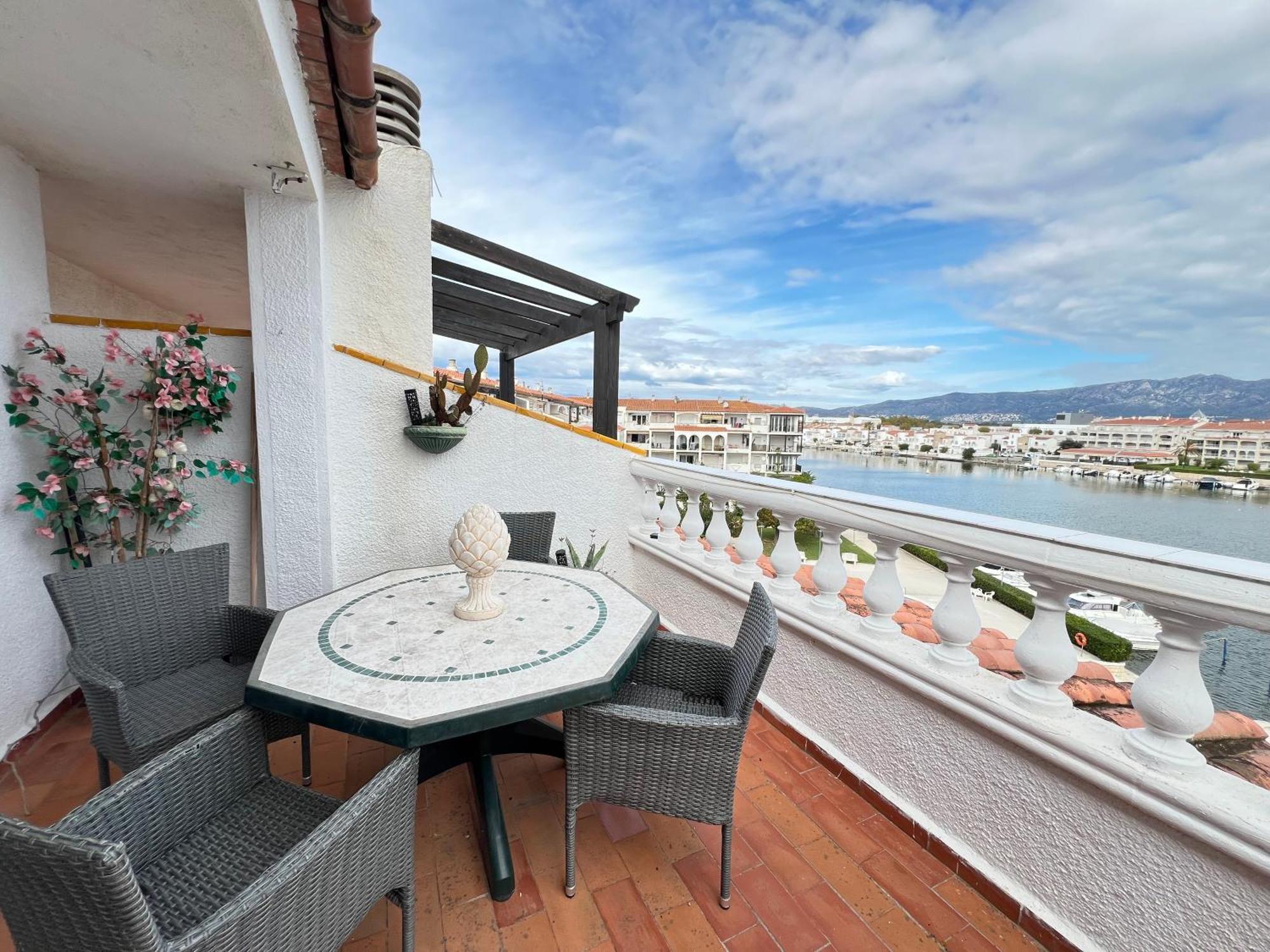 Apartamento Gran Lago Con Vistas Al Canal Empuriabrava Exterior photo