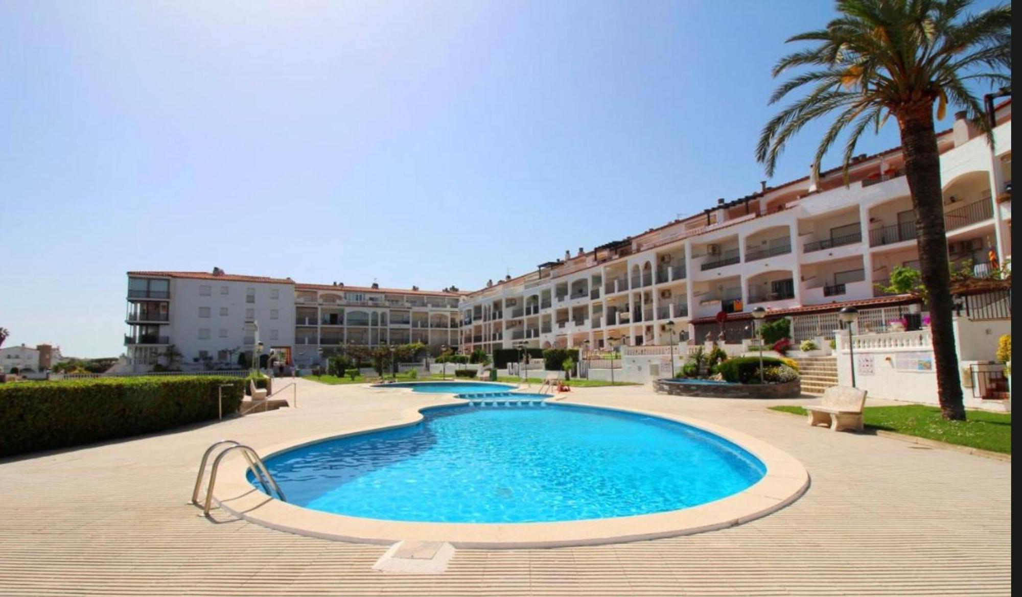 Apartamento Gran Lago Con Vistas Al Canal Empuriabrava Exterior photo